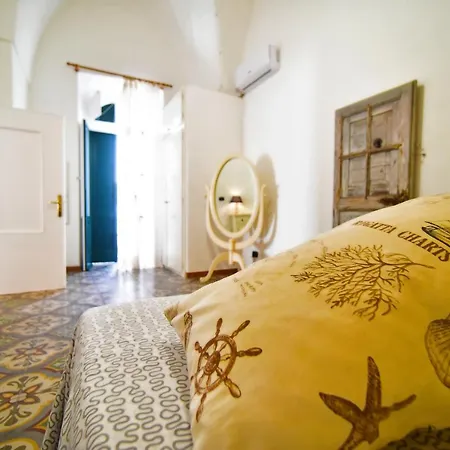 Le Di Via Patitari * Gallipoli